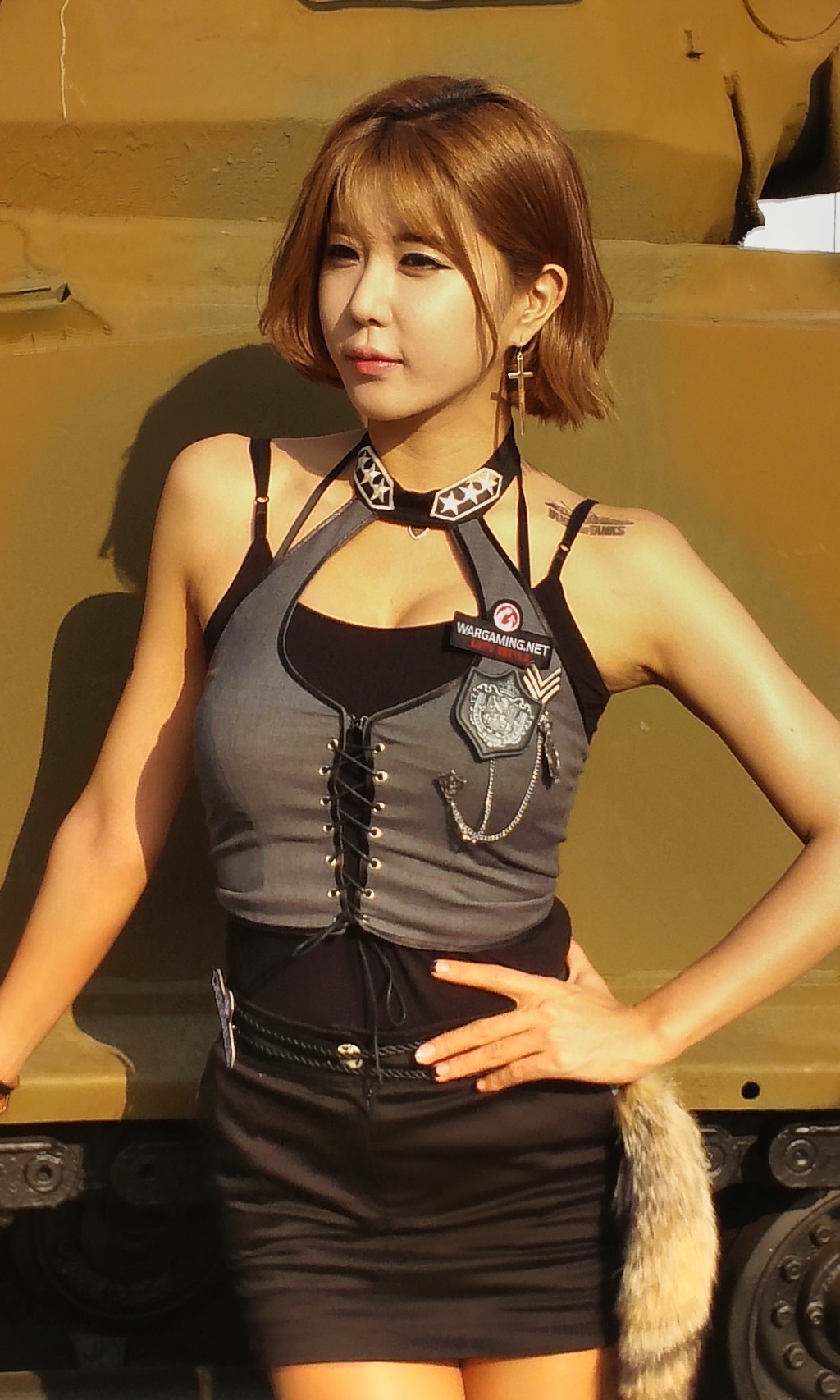 韩国顶级Showgirl许允美 釜山坦克世界 1